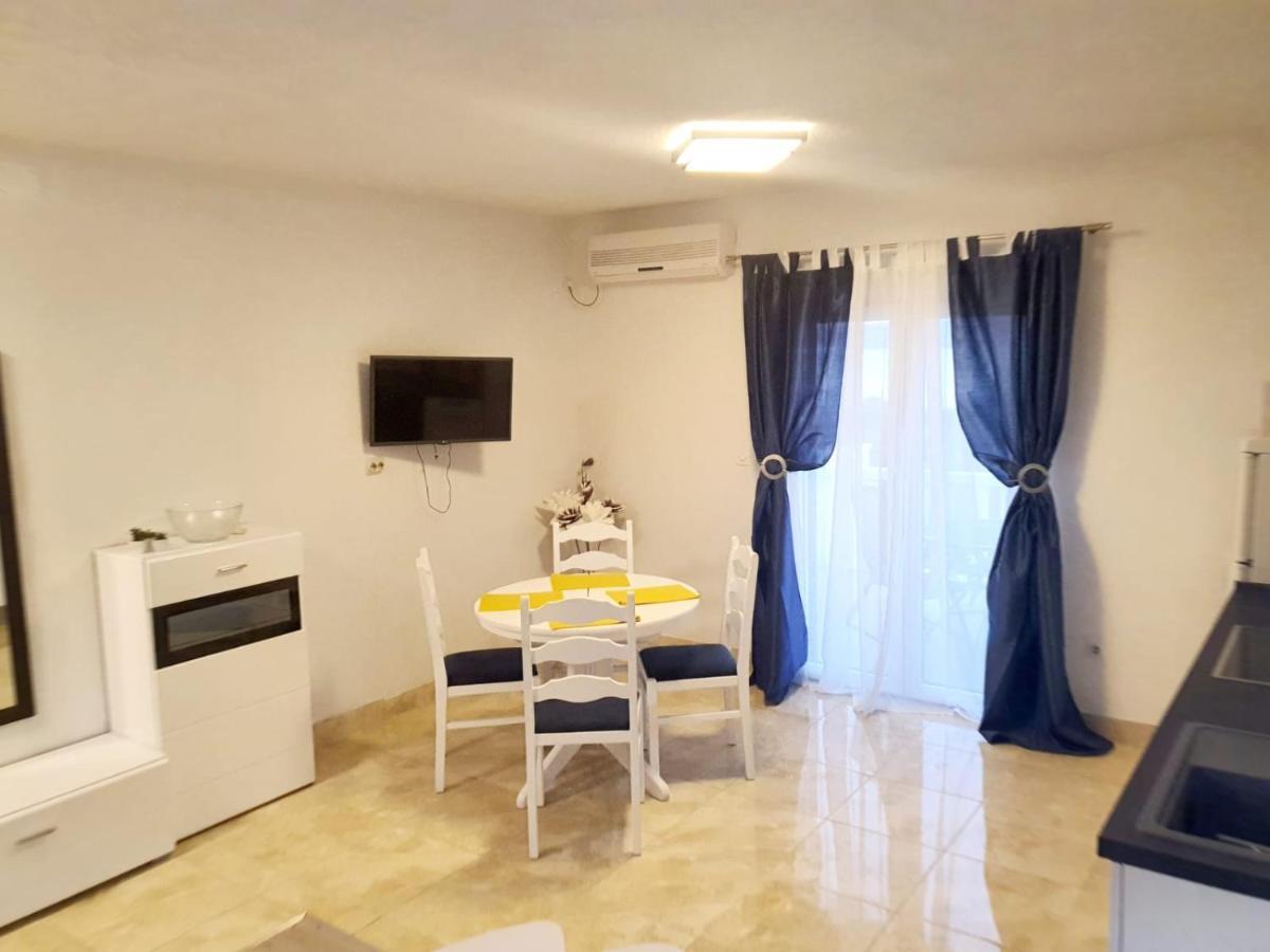 Apartments Buktenica Μπολ Εξωτερικό φωτογραφία